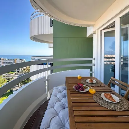 Beira Mar, Com Garagem E Piscina. 波尔蒂芒