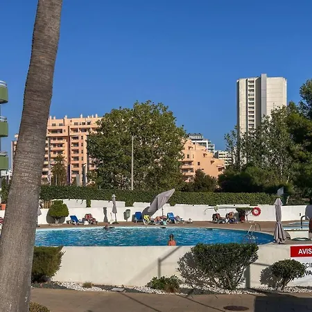 Beira Mar, Com Garagem E Piscina. 公寓 *