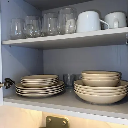 Beira Mar, Com Garagem E Piscina Apartment