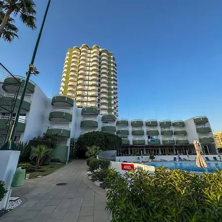 Beira Mar, Com Garagem E Piscina. 公寓 波尔蒂芒